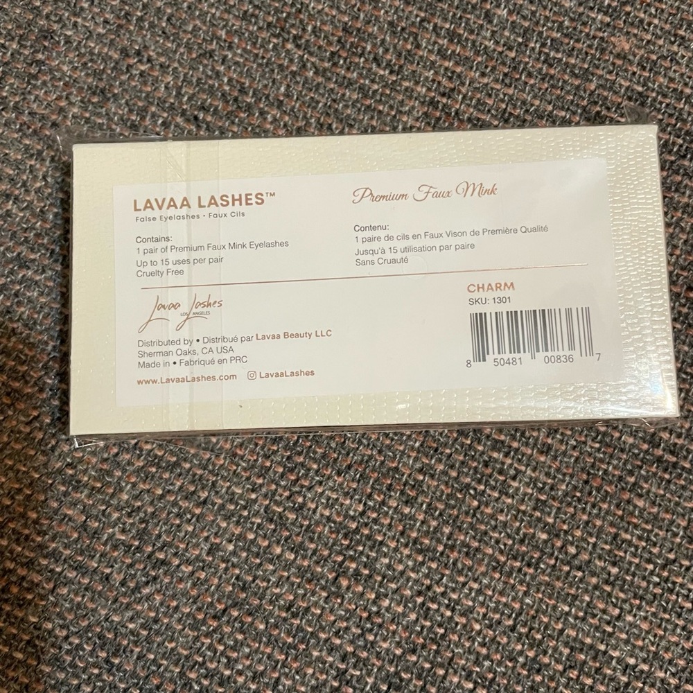 Lavaa Lashes - Picture 2 of 2